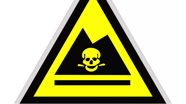 危险废物警告标识，骷髅头是咬一根骨头还是两根骨头？